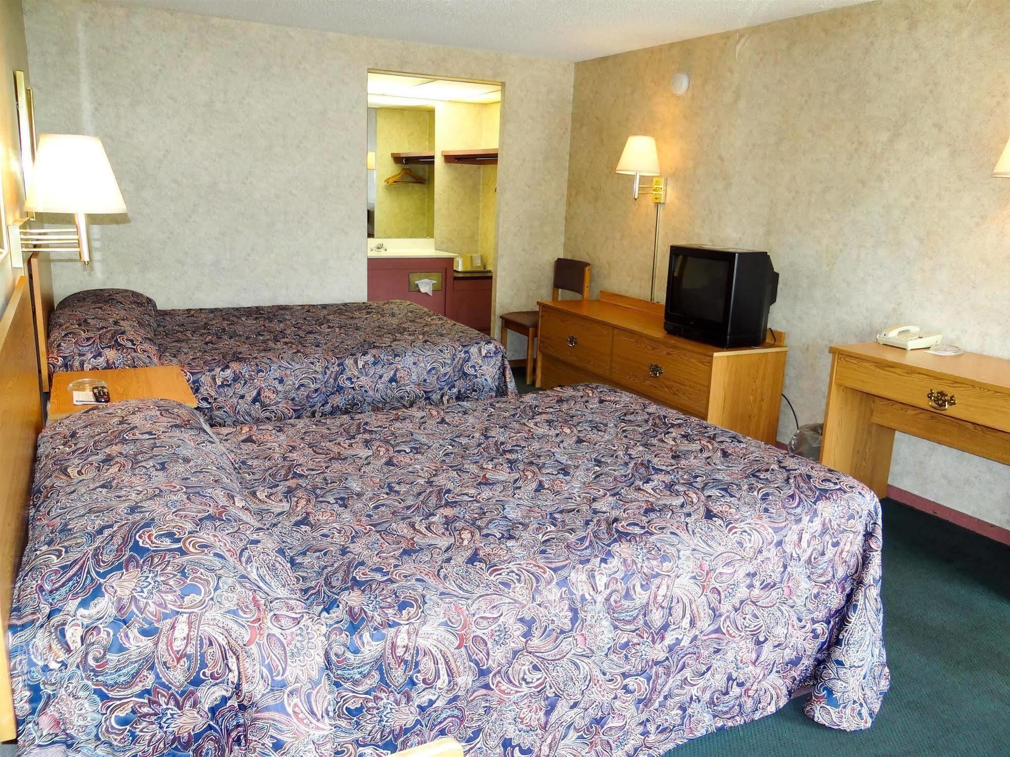 Motel 6-Hamburg, Ny Extérieur photo