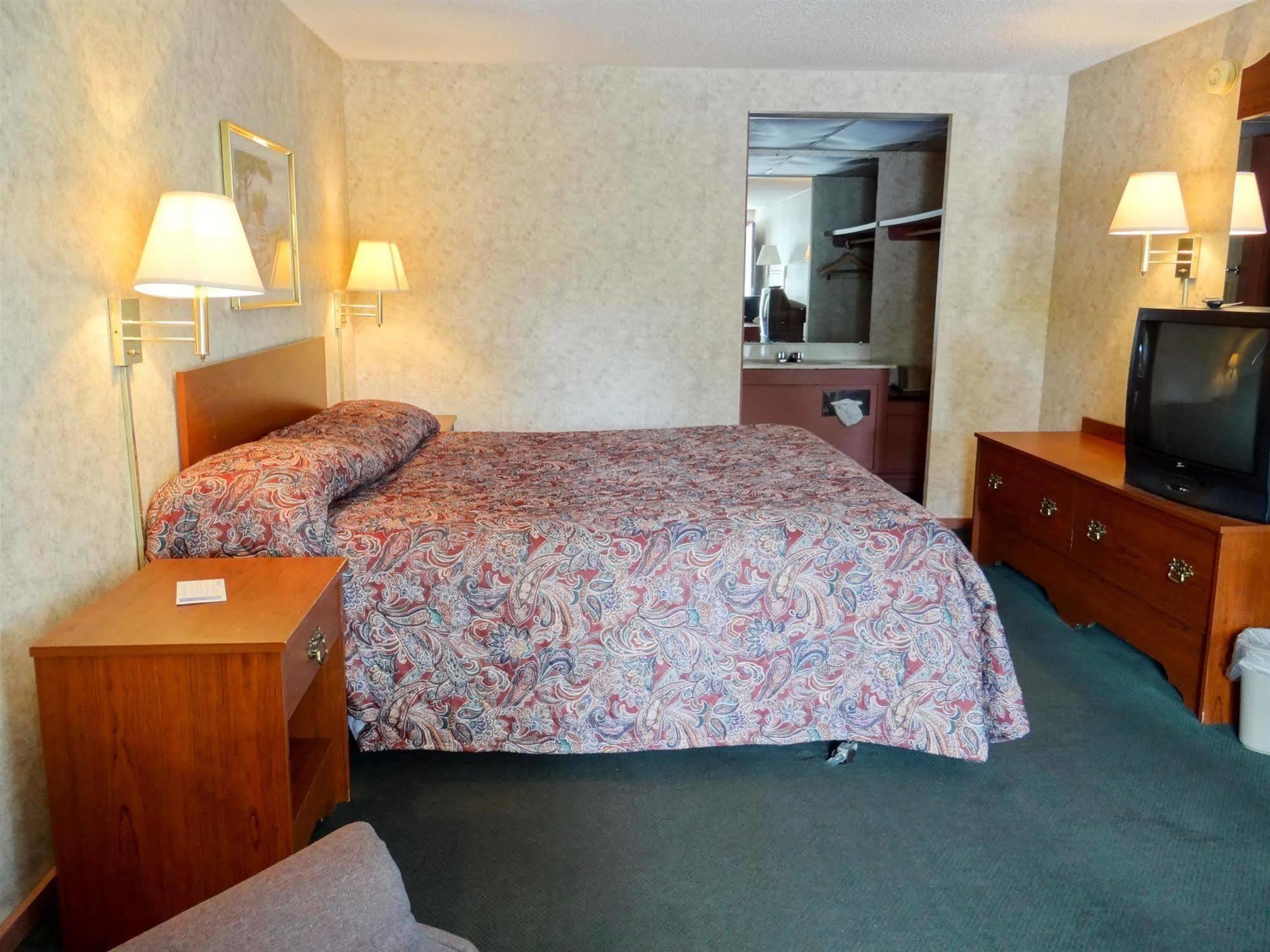 Motel 6-Hamburg, Ny Extérieur photo